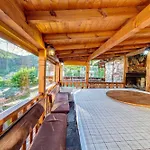 בית נופש Valkanovi House פמפורובו