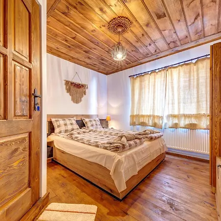 Holiday home Valkanovi House Pamporovo