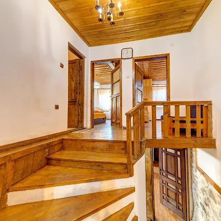 Holiday home Valkanovi House *