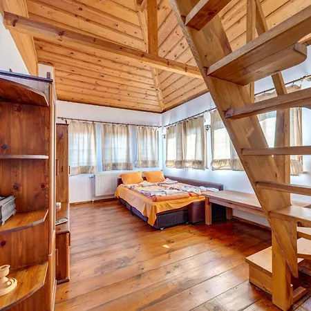 Holiday home Valkanovi House Pamporovo