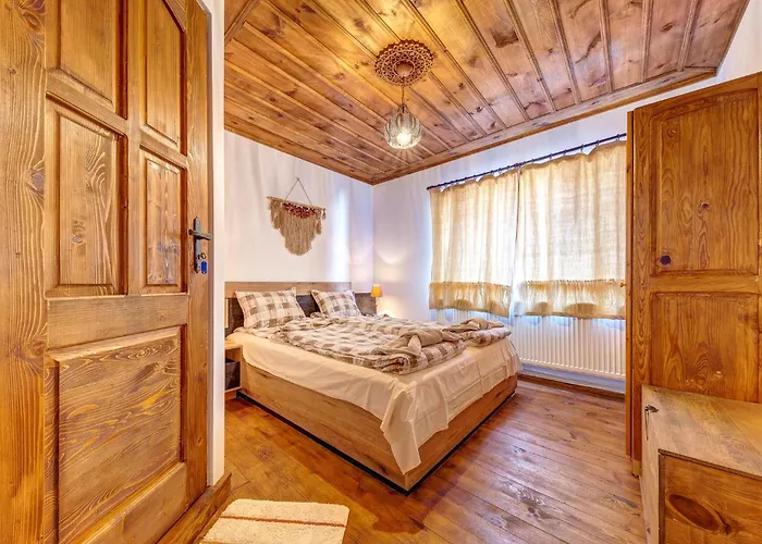 Holiday home Valkanovi House Pamporovo